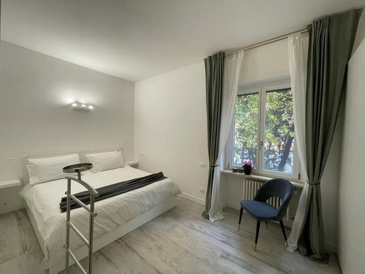 Poppea Domus Romae Apartment