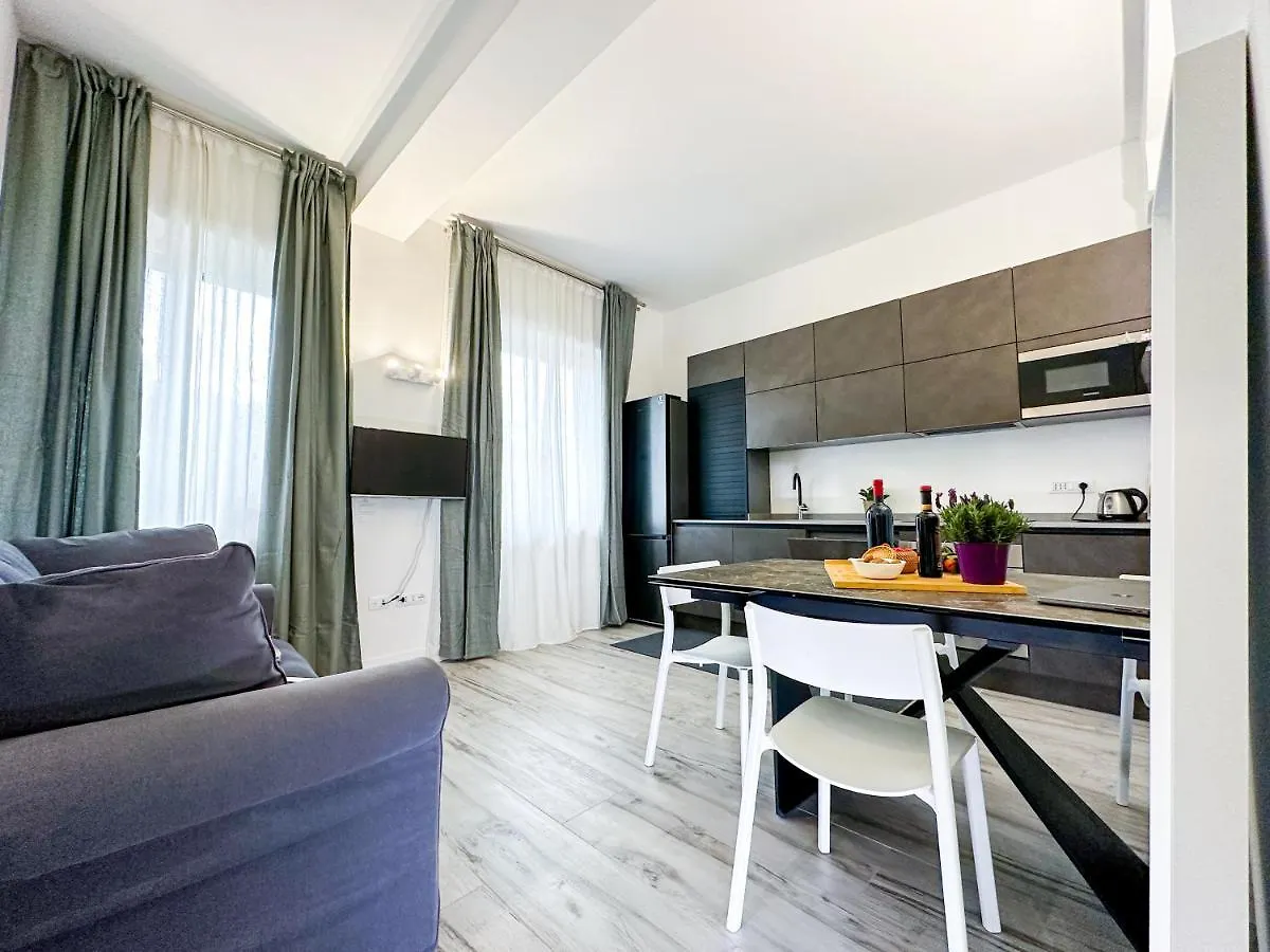 Poppea Domus Romae Apartment